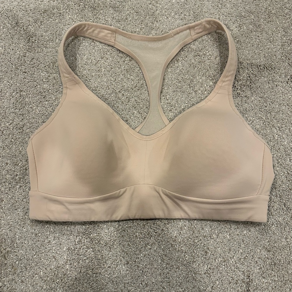 Lululemon molded bra